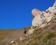 31 Bellissimi roccioni di verrucano lombardo